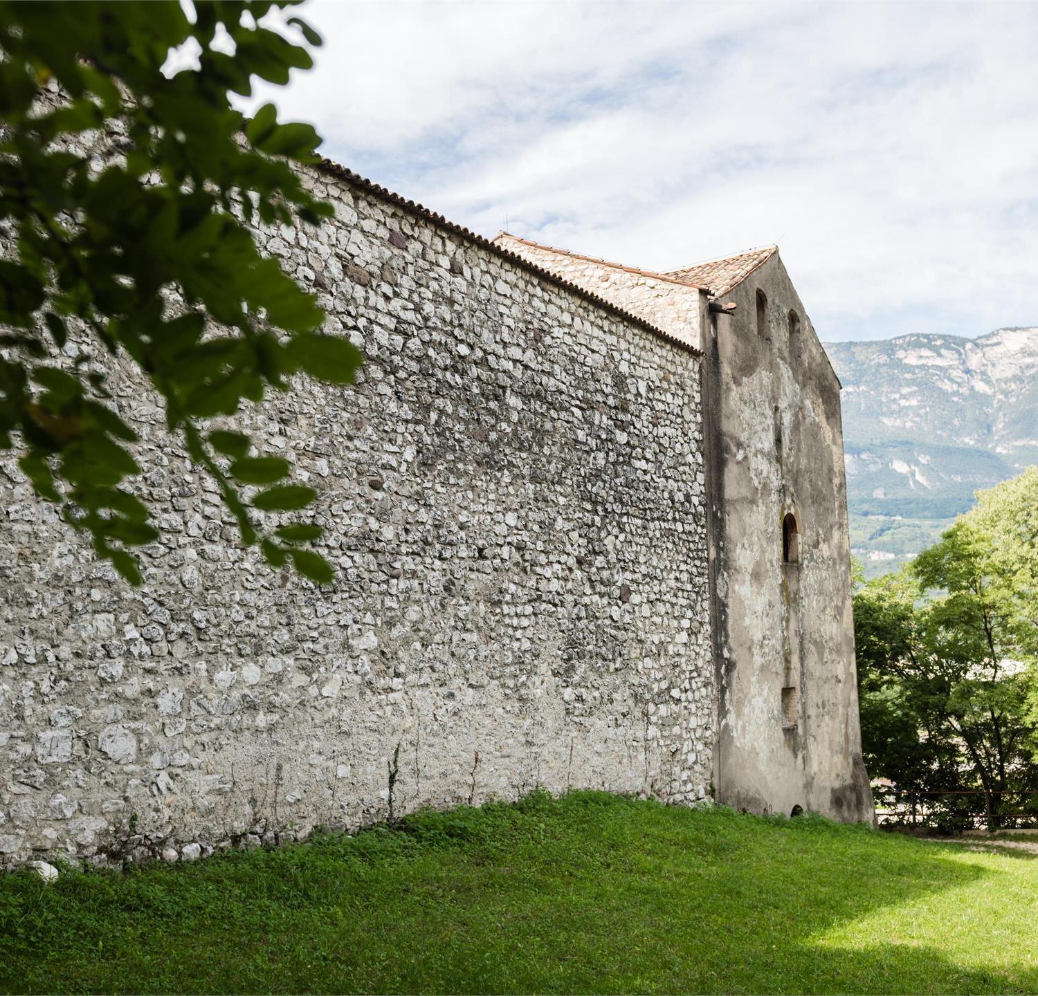 Foto per Strada romanica alpina: L’ospizio San Floriano con il suo misterioso passato